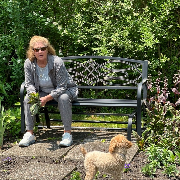 Meet your Posher, Sandra - Picture 4 of 13